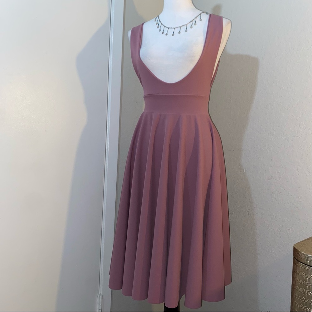 Elegant Mauve Sleeveless Dress